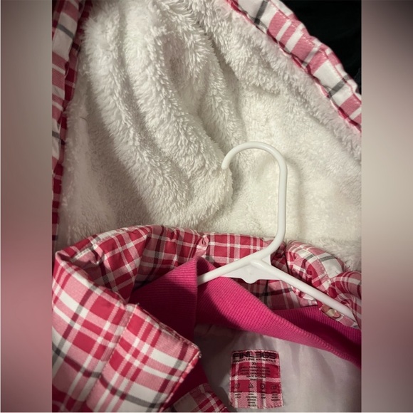 Finish Line Vest - Picture 4 of 5